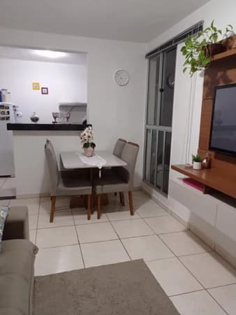 Apartamento à venda no bairro Jardim Holanda em Uberlândia/MG