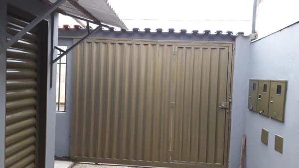 Casa à venda no bairro Jardim Canaã em Uberlândia/MG