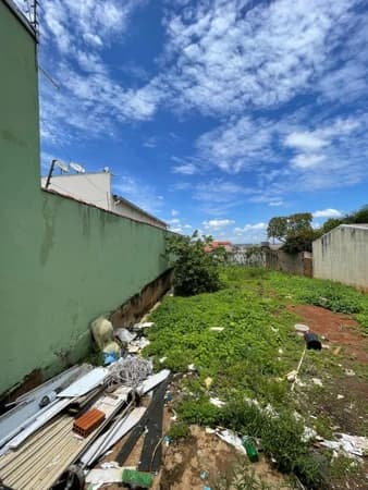 Terreno à venda no bairro Nossa Senhora das Graças em Uberlândia/MG