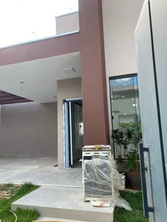 Casa à venda no bairro Planalto em Uberlândia/MG
