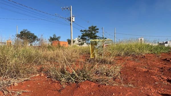 Terreno à venda no bairro Portal do Vale em Uberlândia/MG
