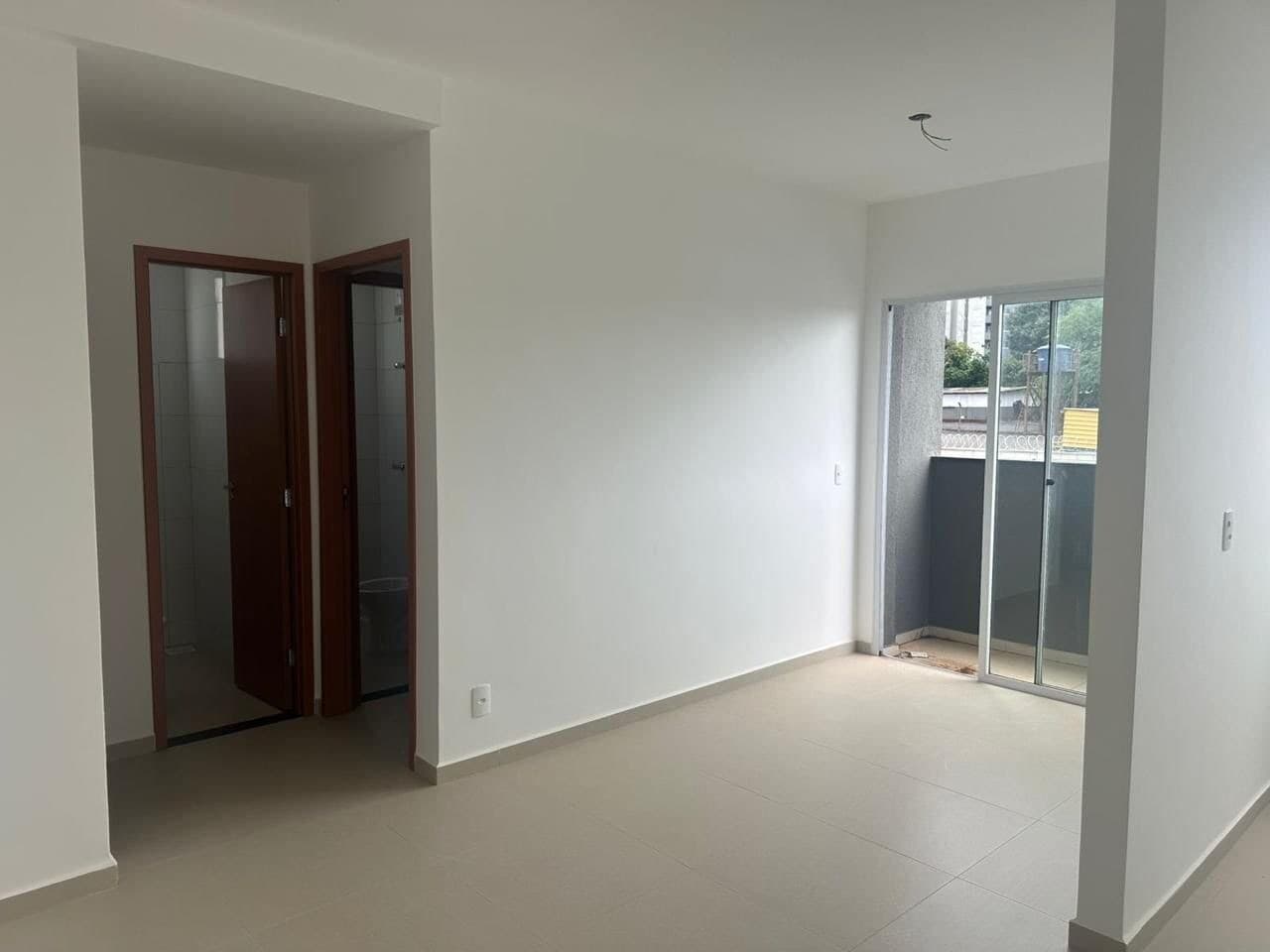 Apartamento à venda no bairro Jardim Holanda em Uberlândia/MG