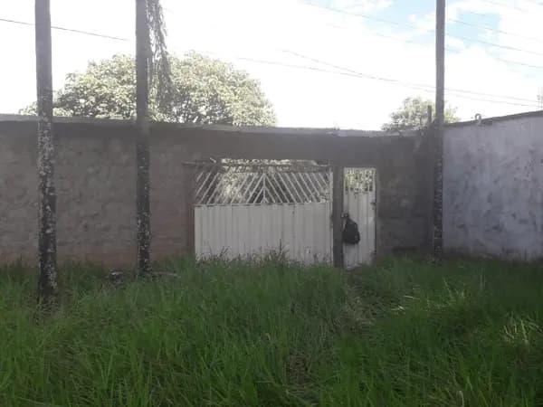 Terreno à venda no bairro Morada Nova em Uberlândia/MG