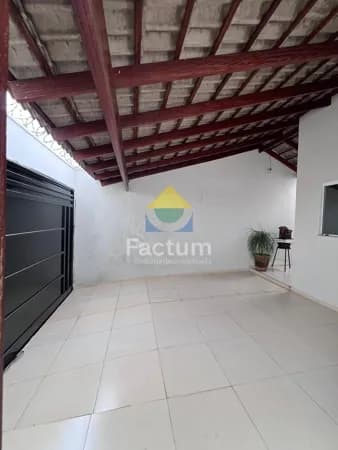 Casa em Uberlândia - Jardim Europa