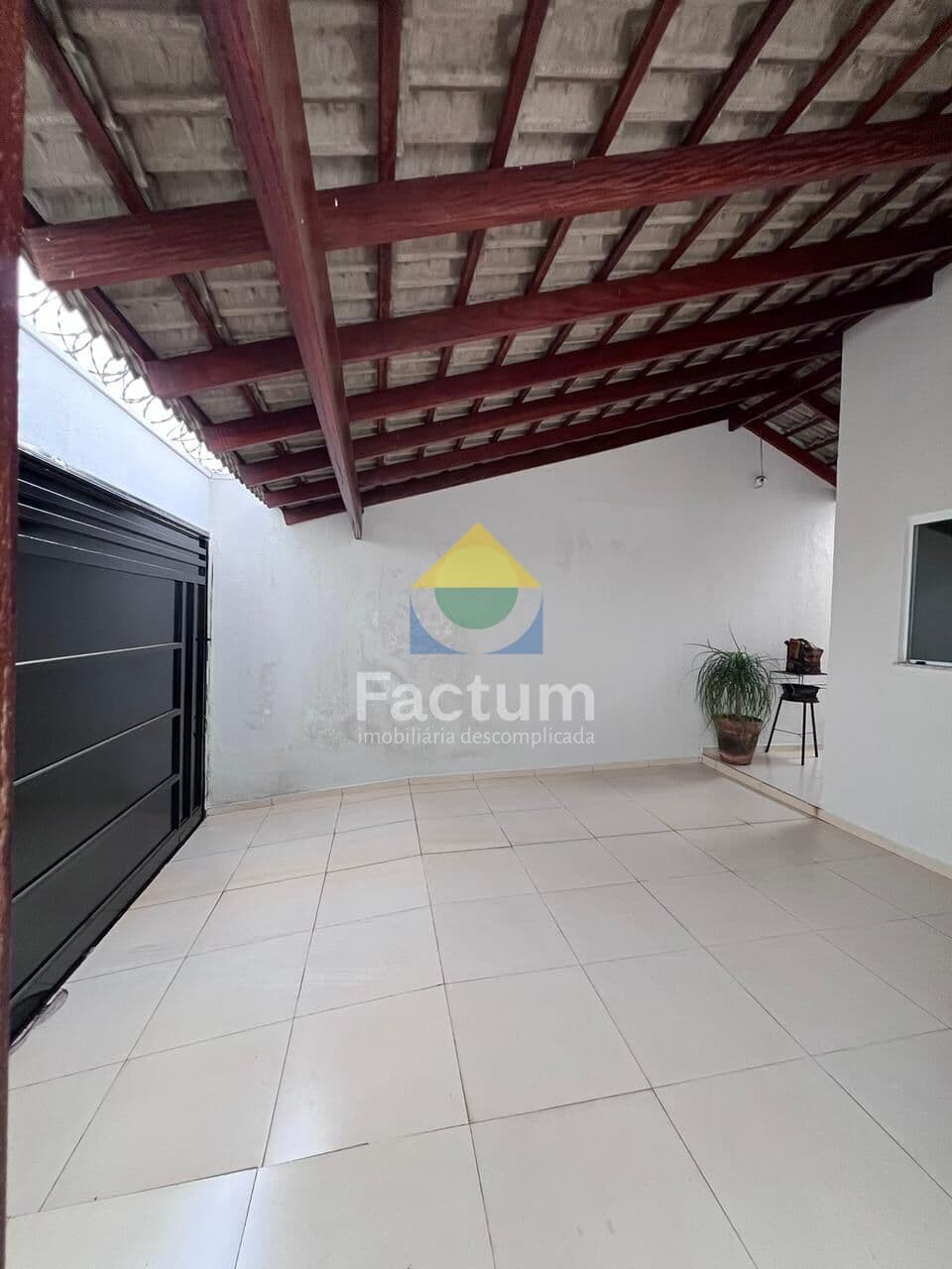 Casa em Uberlândia - Jardim Europa