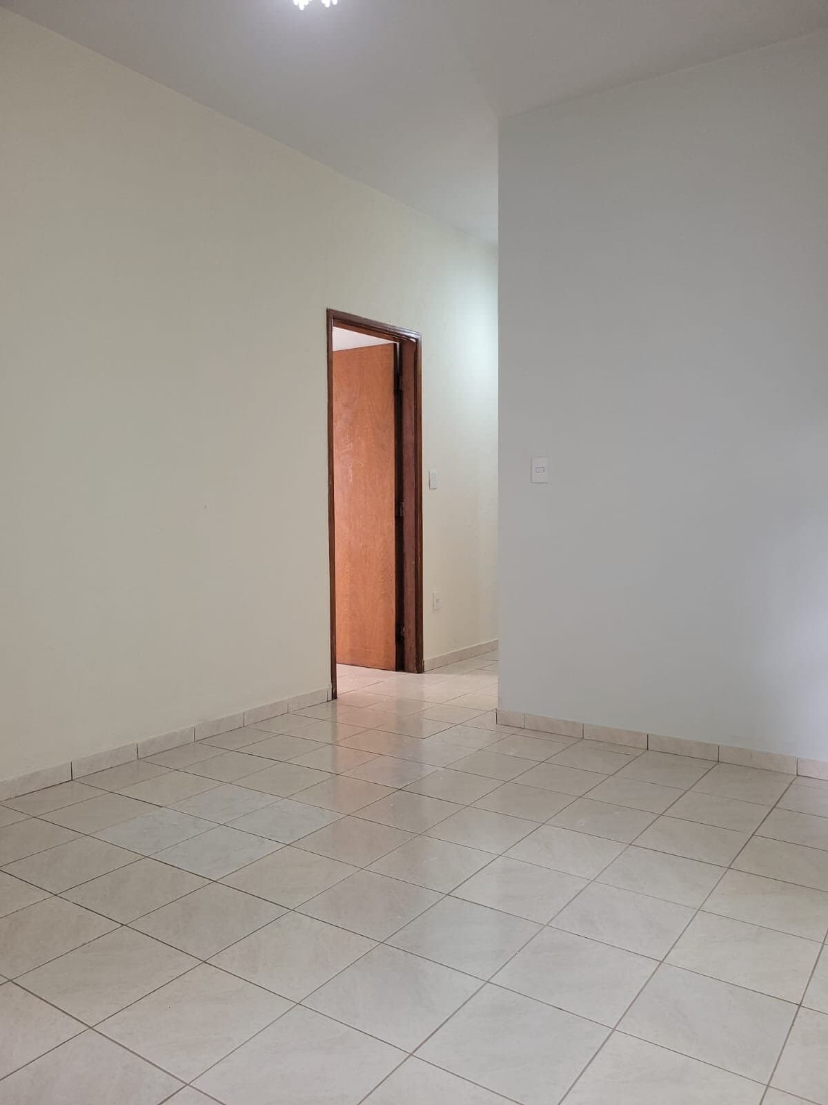 Casa à venda no bairro Santa Mônica em Uberlândia/MG
