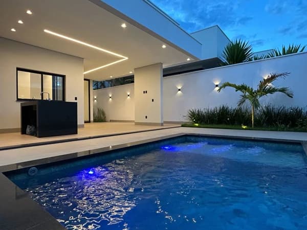 Casa à venda no bairro Laranjeiras em Uberlândia/MG
