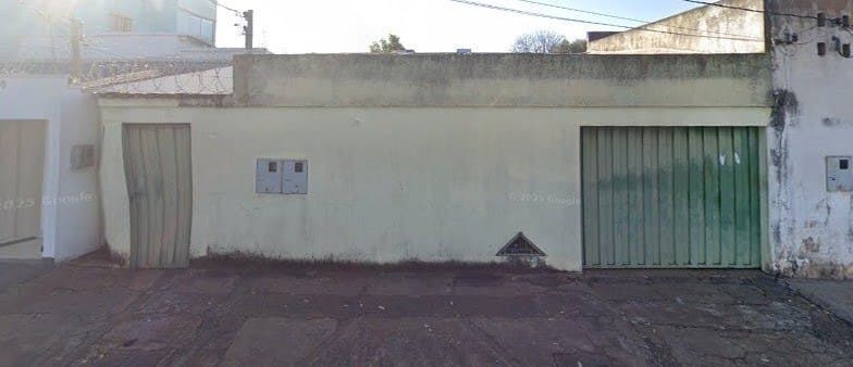 Terreno à venda no bairro Granada em Uberlândia/MG