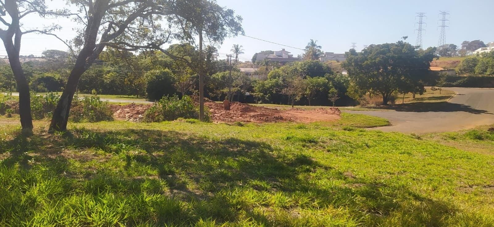 Terreno à venda no bairro City Uberlândia em Uberlândia/MG