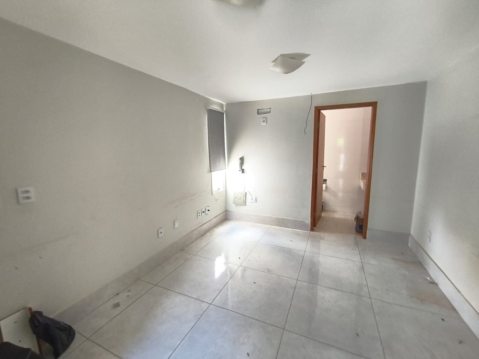 Apartamento à venda no bairro Santa Mônica em Uberlândia/MG