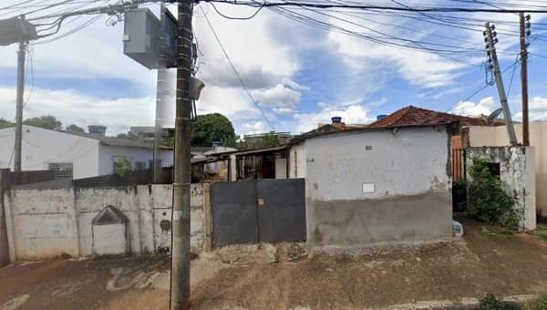Terreno à venda no bairro Marta Helena em Uberlândia/MG