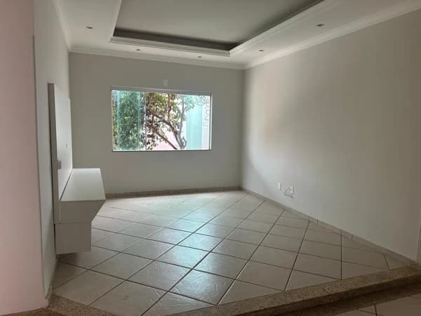 Casa à venda no bairro Planalto em Uberlândia/MG