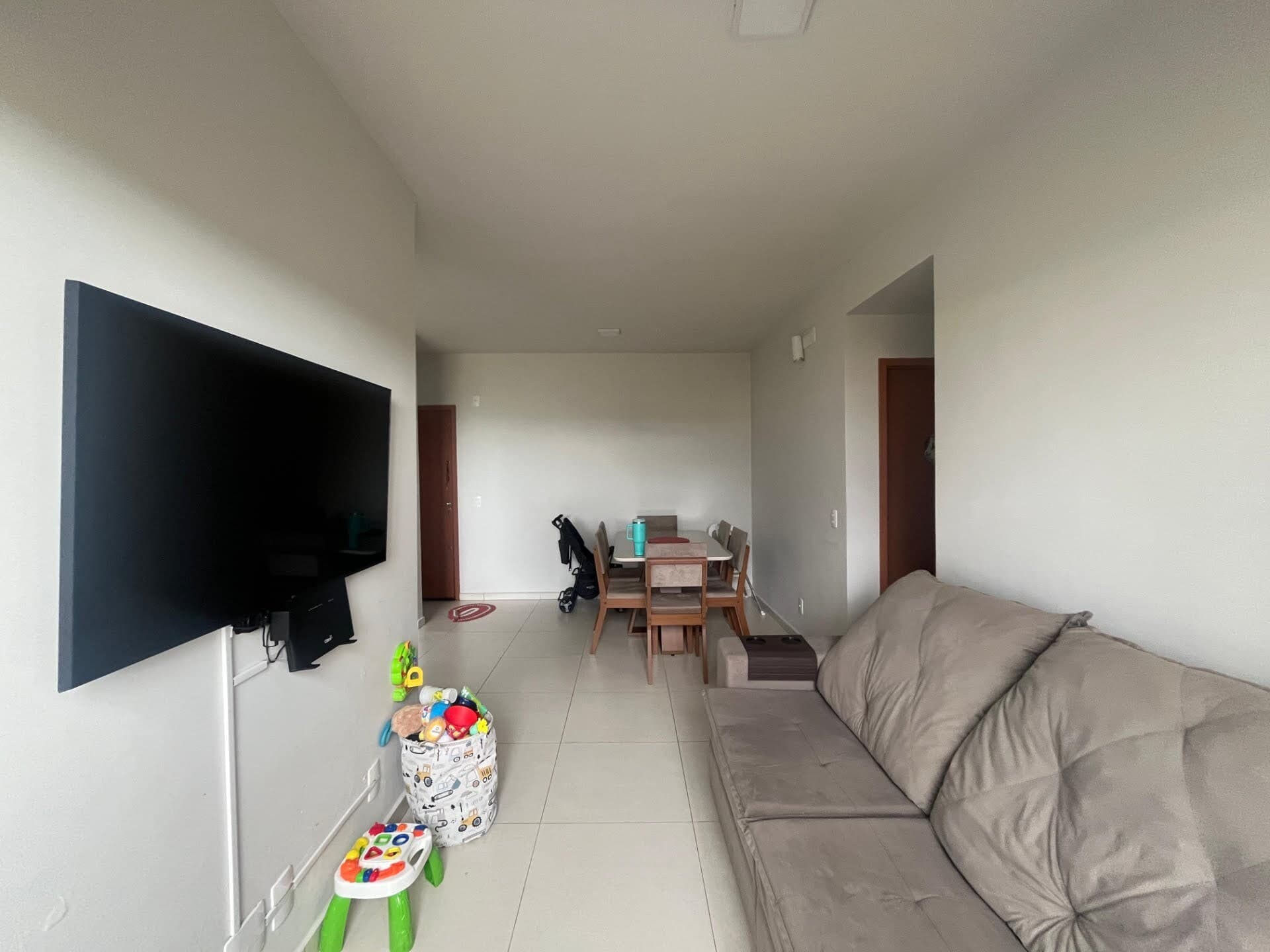 Apartamento à venda no bairro Jardim Holanda em Uberlândia/MG