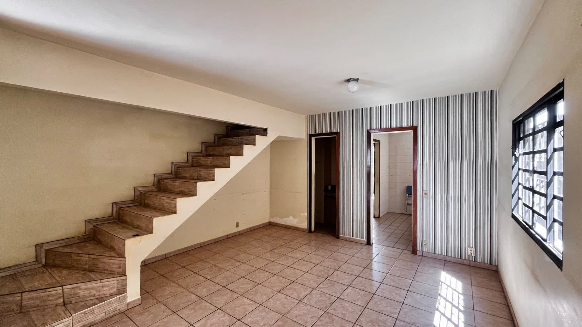 Casa à venda no bairro Minas Gerais em Uberlândia/MG