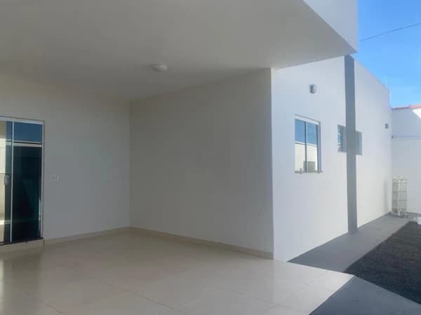 Casa à venda no bairro Osvaldo Rezende em Uberlândia/MG