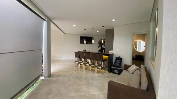 Casa à venda no bairro Aclimação em Uberlândia/MG