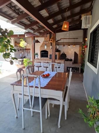 Casa à venda no bairro Cidade Jardim em Uberlândia/MG