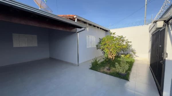 Casa à venda no bairro Jardim Europa em Uberlândia/MG