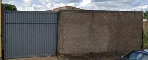 Terreno à venda no bairro Minas Gerais em Uberlândia/MG