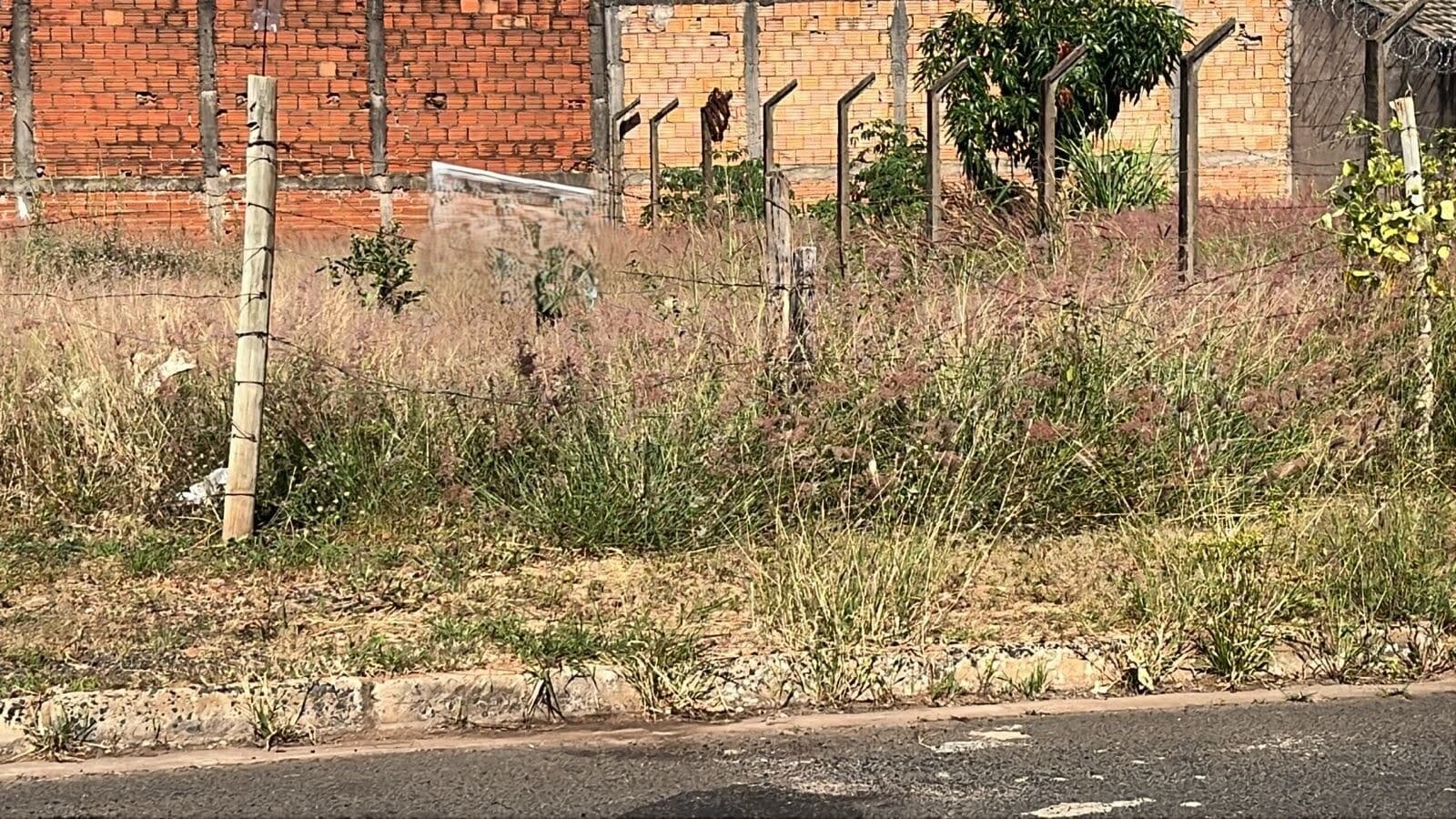 Terreno à venda no bairro Alto Umuarama em Uberlândia/MG