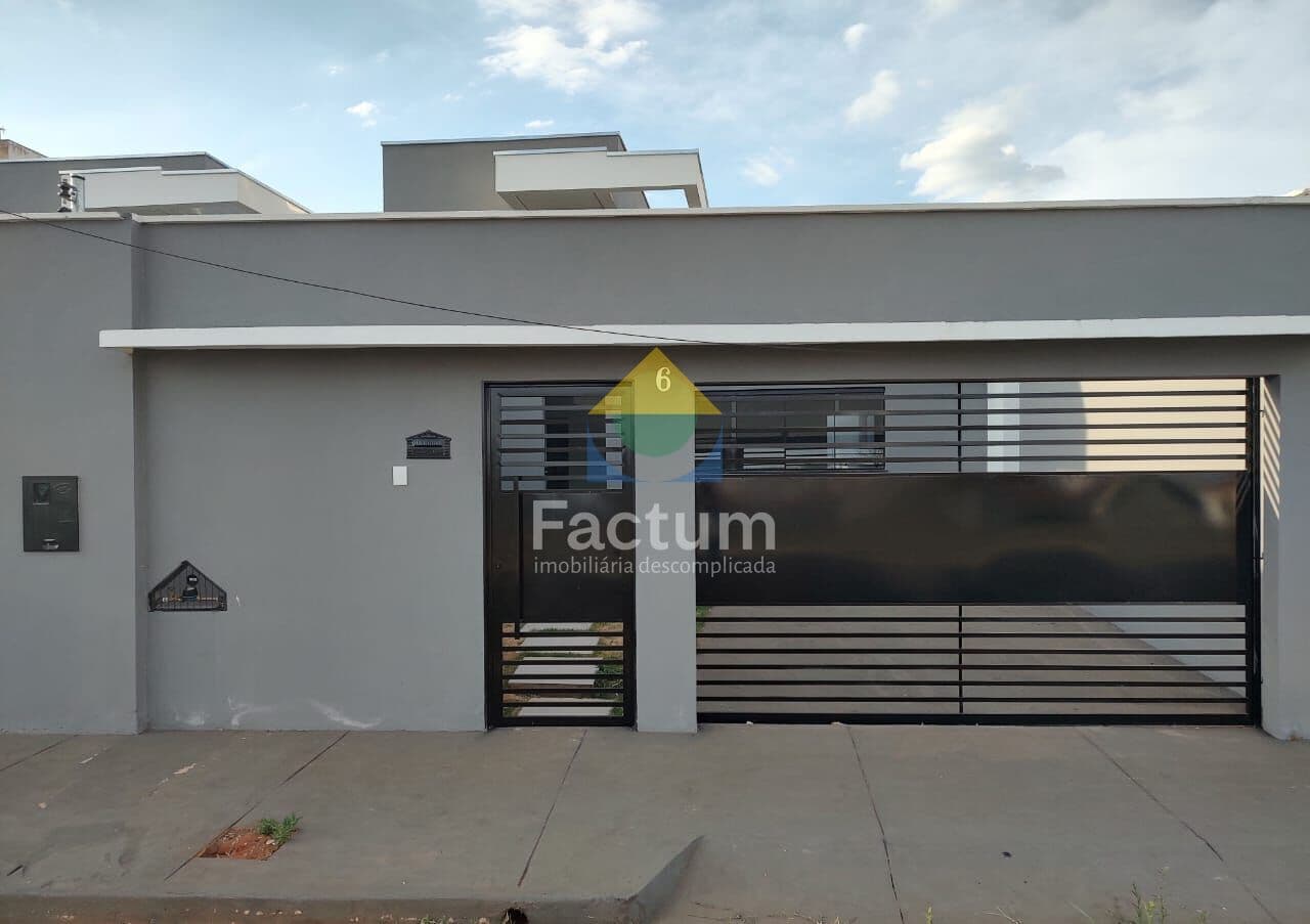 Casa em Uberlândia - Jardim Holanda