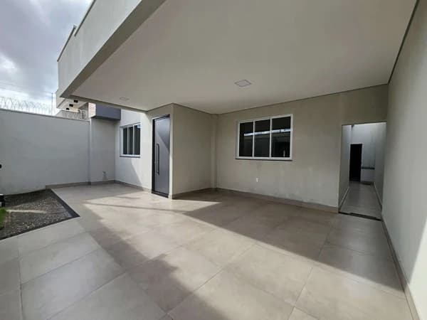 Casa à venda no bairro Alto Umuarama em Uberlândia/MG