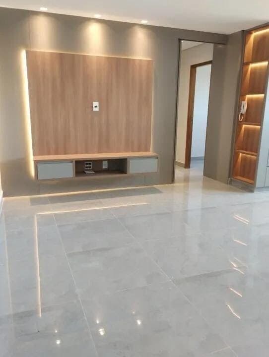 Apartamento à venda no bairro Dona Zulmira em Uberlândia/MG