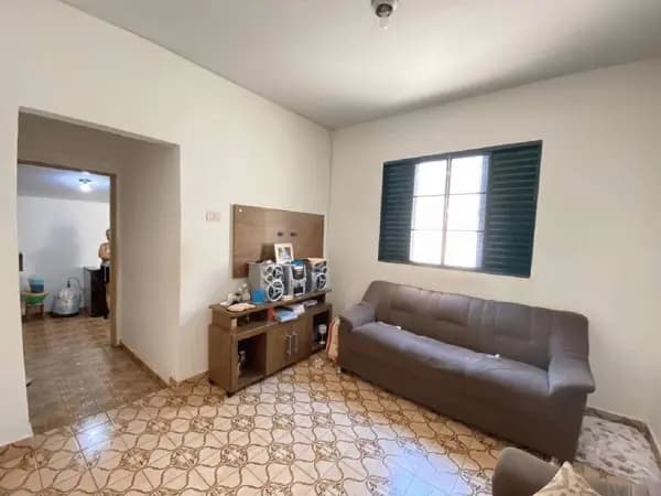 Casa à venda no bairro Centro em Uberlândia/MG