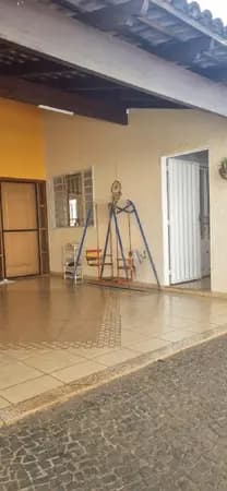 Casa à venda no bairro Jardim das Palmeiras em Uberlândia/MG