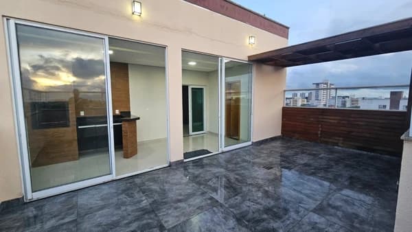 Apartamento à venda no bairro Novo Mundo em Uberlândia/MG
