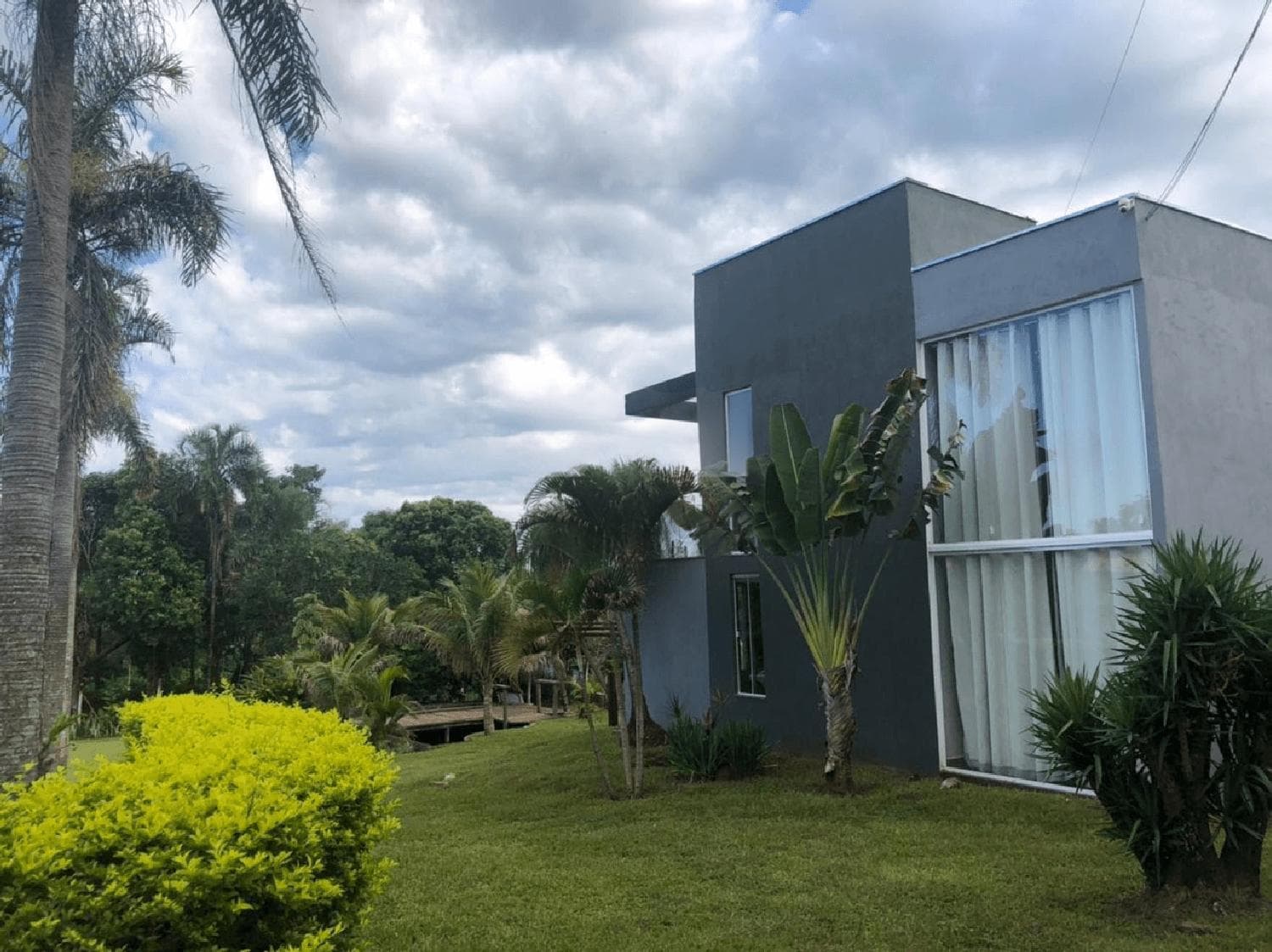 Casa à venda no bairro Chácaras Eldorado em Uberlândia/MG