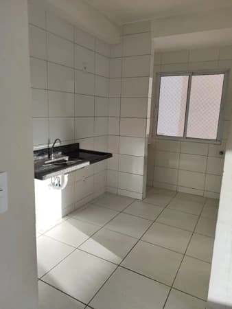 Apartamento à venda no bairro Luizote de Freitas em Uberlândia/MG