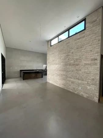 Casa à venda no bairro Vigilato Pereira em Uberlândia/MG