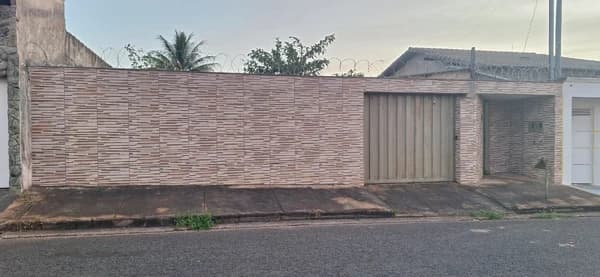 Terreno à venda no bairro São Jorge em Uberlândia/MG