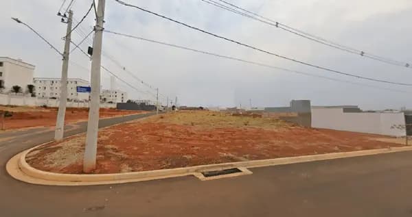 Terreno à venda no bairro Quinta Alto Umuarama em Uberlândia/MG