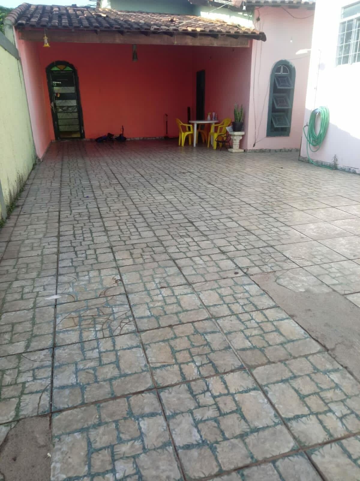 Casa à venda no bairro Presidente Roosevelt em Uberlândia/MG