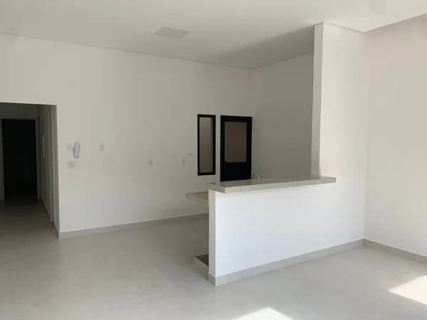 Casa à venda no bairro Santa Rosa em Uberlândia/MG