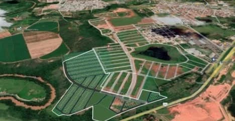 Terreno à venda no bairro Jardim Júlia em Patos de Minas/MG