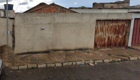 Terreno à venda no bairro Segismundo Pereira em Uberlândia/MG