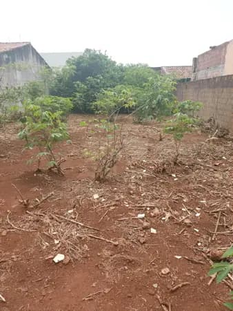 Terreno à venda no bairro Jardim Holanda em Uberlândia/MG
