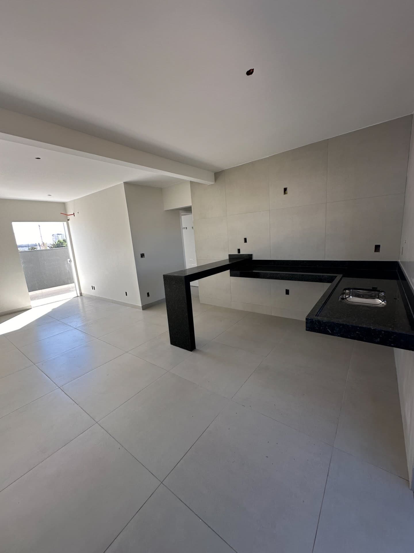 Apartamento à venda no bairro Novo Mundo em Uberlândia/MG