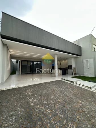 Casa em Uberlândia - Jardim Brasília