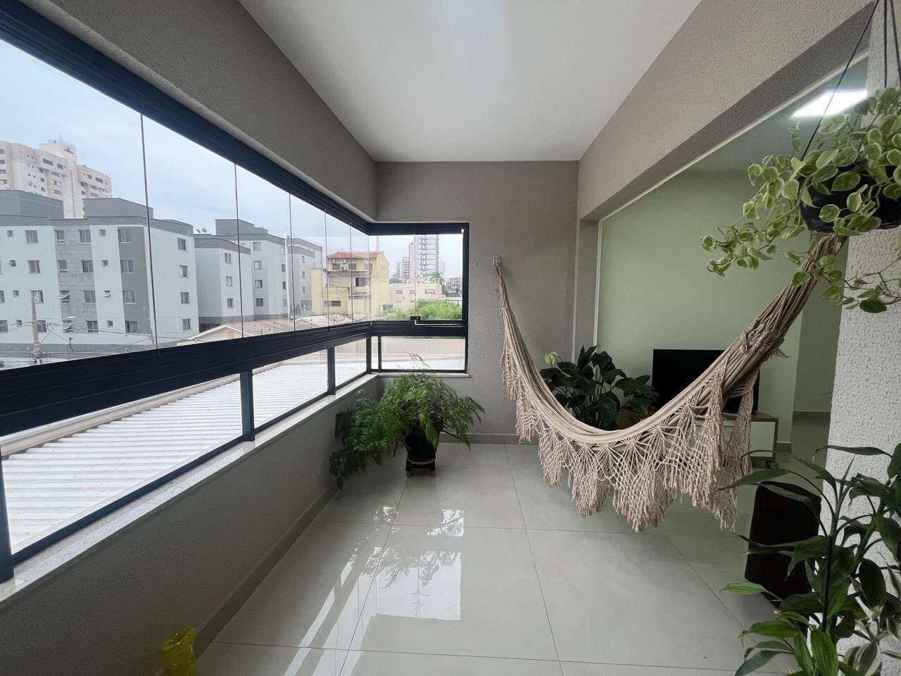 Apartamento à venda no bairro Cazeca em Uberlândia/MG