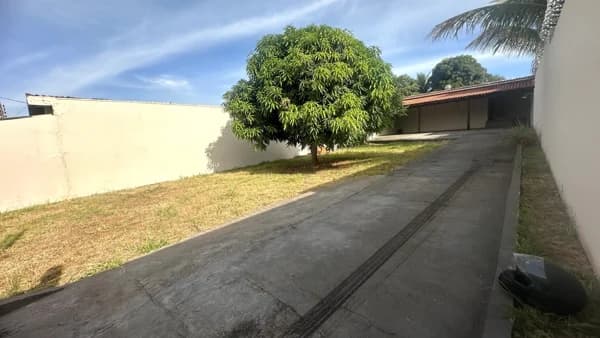 Casa à venda no bairro Tibery em Uberlândia/MG