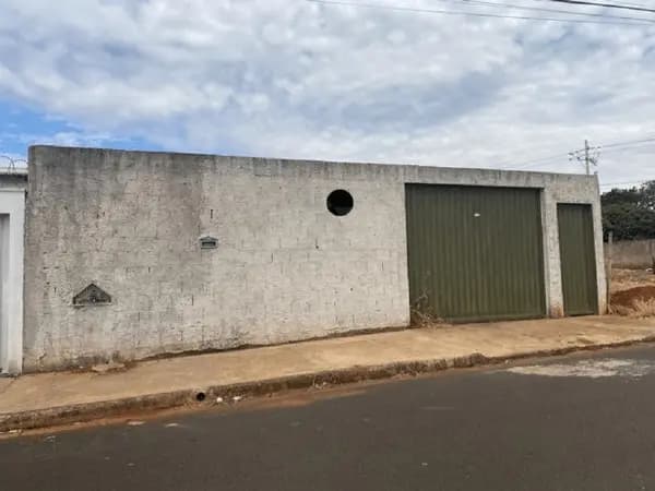 Terreno à venda no bairro New Golden Ville em Uberlândia/MG