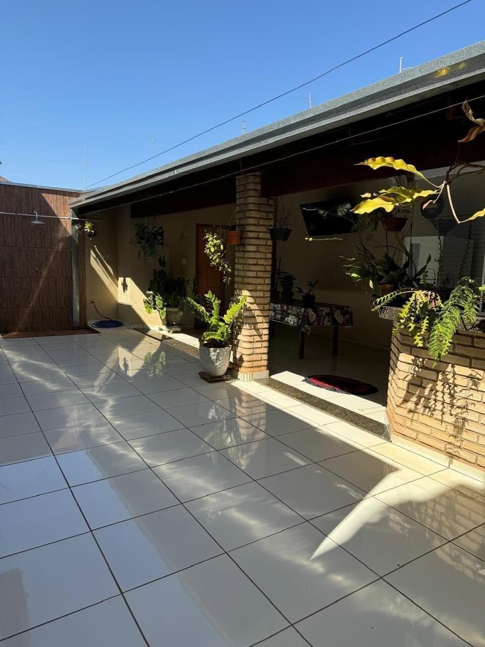 Casa à venda no bairro Jardim América em Uberlândia/MG