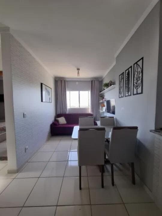 Apartamento à venda no bairro Dona Zulmira em Uberlândia/MG