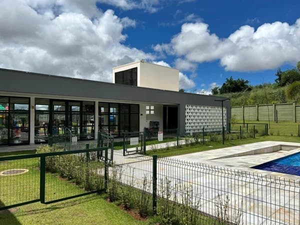 Terreno à venda no bairro Granja Marileusa em Uberlândia/MG