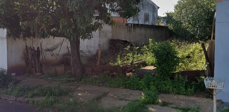 Terreno à venda no bairro Jardim das Palmeiras em Uberlândia/MG