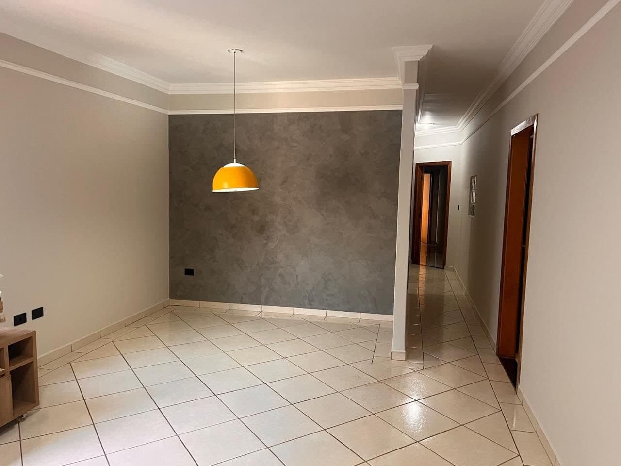 Casa à venda no bairro Santa Rosa em Uberlândia/MG